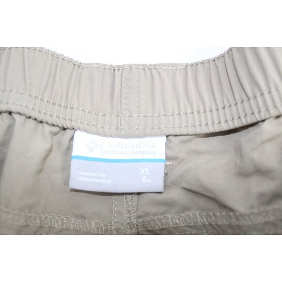 Columbia Tan Women's Cargo Shorts - Picture 10 of 11